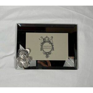 Olivia Riegel teddy‎ bear frame
